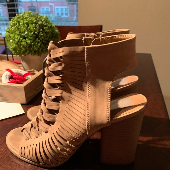 Block High heels - Picture 2 of 4